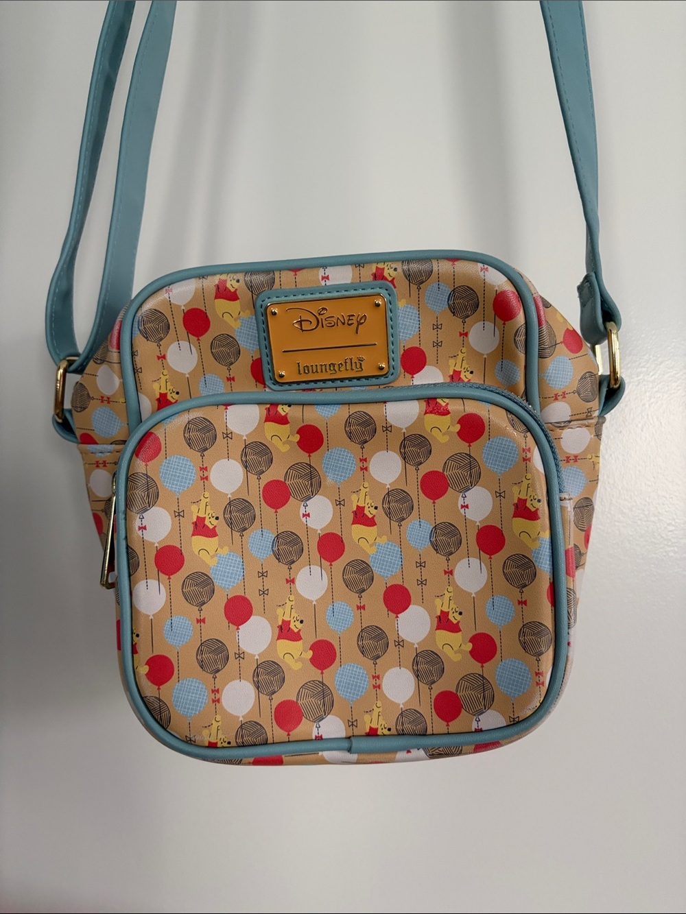 Loungefly Disney Beige Winnie the Pooh Balloon Crossbody Bag with Blue Trim